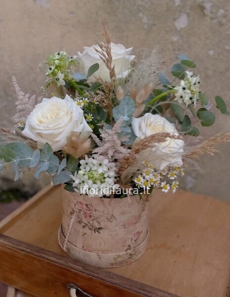 Flowers box con fiori fuori